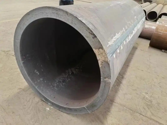 铁东30CrMo大口径无缝钢管